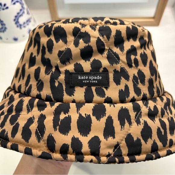 NWT Kate Spade Sam Quilted Bucket Hat - Picture 3 of 7